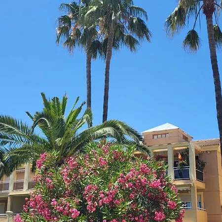 Perfect Family Holiday! Modern Penthouse In Only 200 M To The Beach! Apartment *