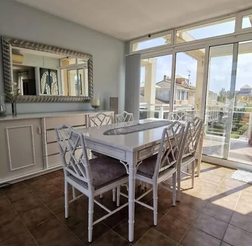 Perfect Family Holiday! Modern Penthouse In Only 200 M To The Beach! *